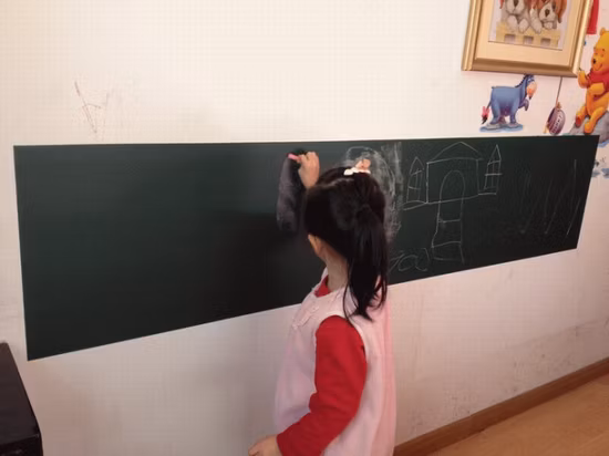 漫画のクマのステッカー、家の装飾用の壁のステッカー、子供部屋、黒板のステッカーを削除